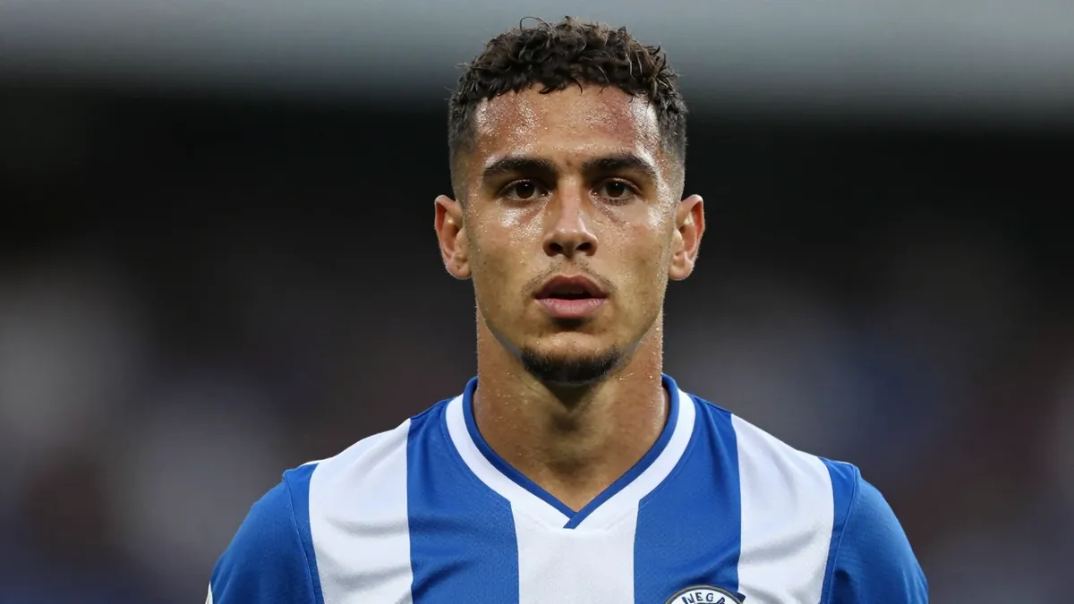 Keven Schlotterbeck verlässt den FC Augsburg nach einem Transfer zu FC Southampton, mit einem Wechselbetrag von 3,85...