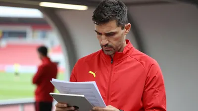 Sporting director Benni Weber and CEO Michael Ströll analyze FC Augsburg's transfer activity as new signing Juma Bah...