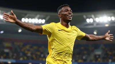 Ein Reuters-Foto zeigt Borussia Dortmunds Jadon Sancho beim Jubel über sein zweites Tor im Bundesliga-Spiel gegen den FC...