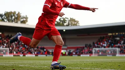 Konrad Laimer fehlt Bayern München beim Bundesliga-Auswärtsspiel beim FC Augsburg, weil der Österreicher Vater geworden...